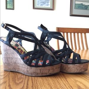 Black Summer Wedges!